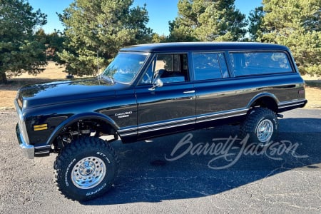 1970 CHEVROLET SUBURBAN CUSTOM SUV