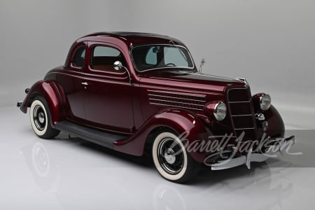 1935 FORD 5-WINDOW CUSTOM COUPE