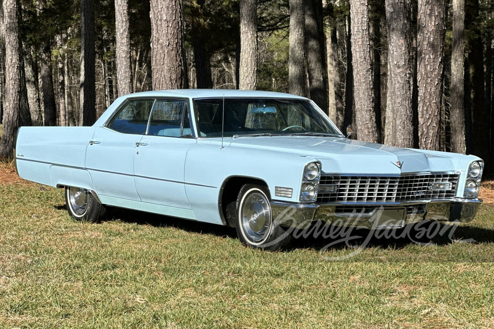 1967 CADILLAC DE VILLE