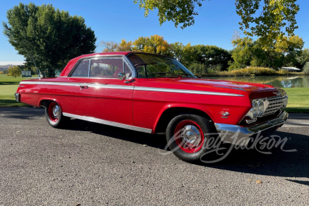 1962 CHEVROLET IMPALA CUSTOM COUPE