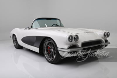 1961 CHEVROLET CORVETTE CUSTOM CONVERTIBLE - 20