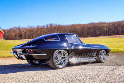 1967 CHEVROLET CORVETTE CUSTOM COUPE - 17