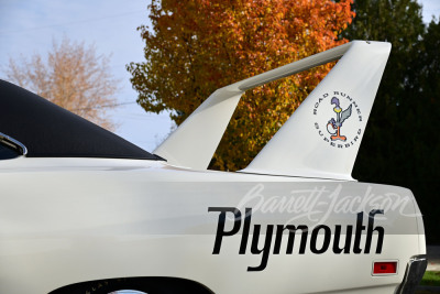 1970 PLYMOUTH HEMI SUPERBIRD - 18