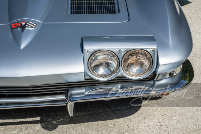 1963 CHEVROLET CORVETTE CUSTOM SPLIT-WINDOW COUPE - 34