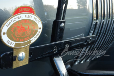 1940 LASALLE 52 SPECIAL CONVERTIBLE - 14