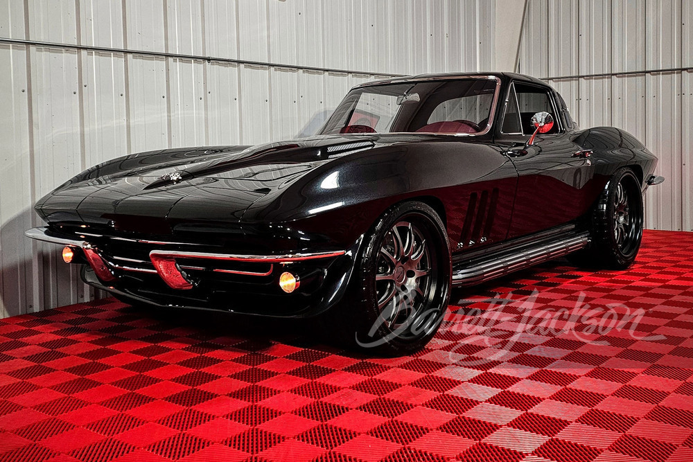 1965 CHEVROLET CORVETTE CUSTOM COUPE