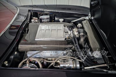 1965 CHEVROLET CORVETTE CUSTOM COUPE - 6