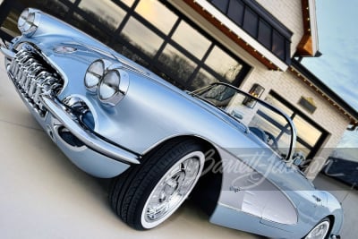 1958 CHEVROLET CORVETTE CUSTOM CONVERTIBLE - 14