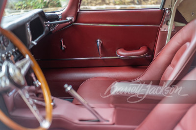 1964 JAGUAR E-TYPE ROADSTER - 26