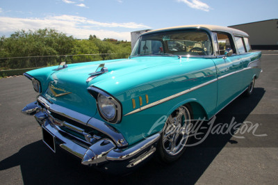 1957 CHEVROLET NOMAD CUSTOM WAGON