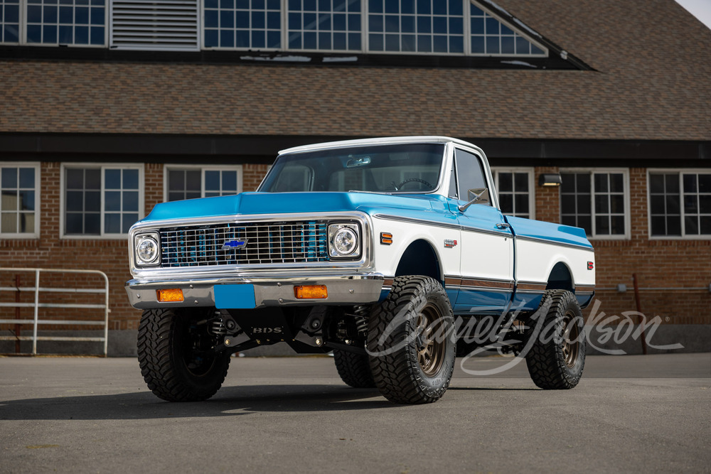 1972 CHEVROLET K10 CHEYENNE SUPER CUSTOM PICKUP