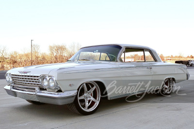 1962 CHEVROLET IMPALA SS CUSTOM COUPE - 35