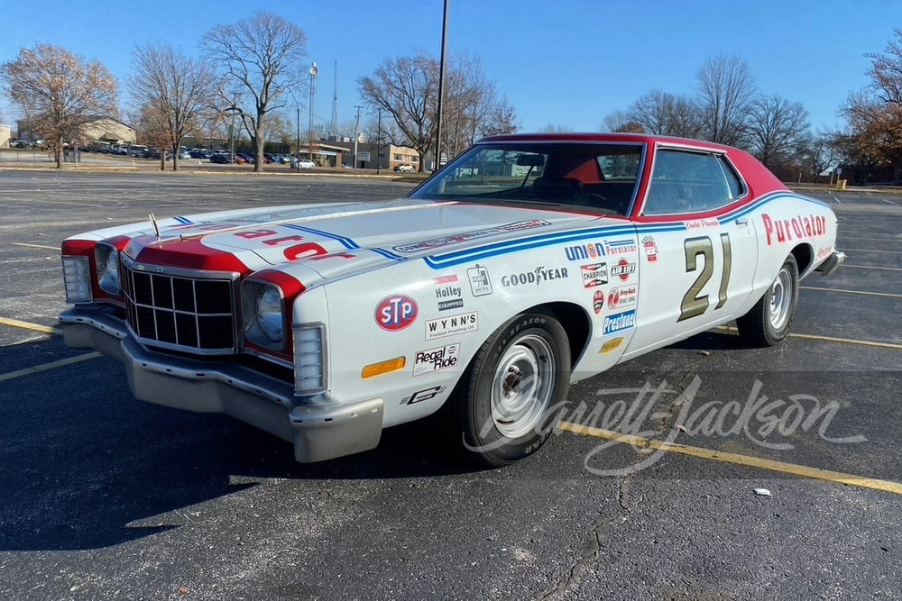 1974 FORD GRAN TORINO CUSTOM COUPE