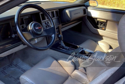 1989 CHEVROLET CORVETTE - 4