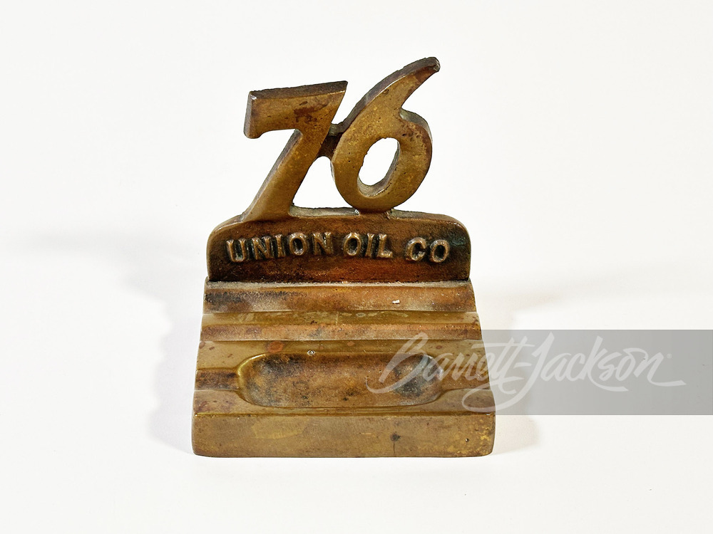 CIRCA 1930S UNION 76 OIL COMPANY ASHTRAY