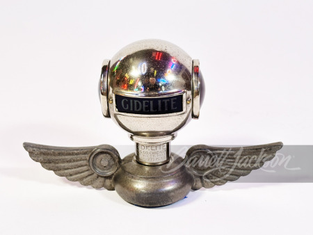 1923 GIDELITE WINGED LIGHTED HOOD MASCOT