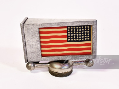 1920S-30S AMERICAN FLAG LIGHTED HOOD MASCOT - 2