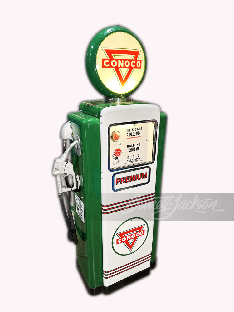 LATE 1940S-EARLY '50S CONOCO OIL WAYNE 100 GAS PUMP