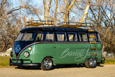 1974 VOLKSWAGEN 23-WINDOW CUSTOM MICROBUS RE-CREATION