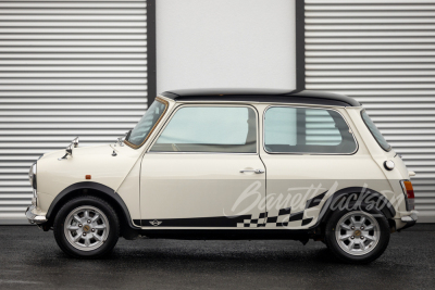 1990 ROVER MINI - 26