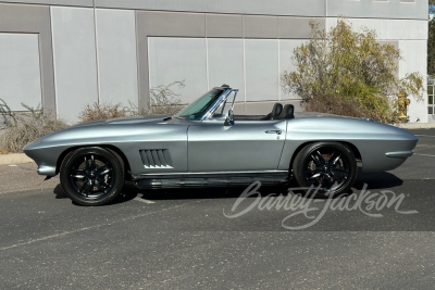 1967 CHEVROLET CORVETTE CUSTOM CONVERTIBLE - 12