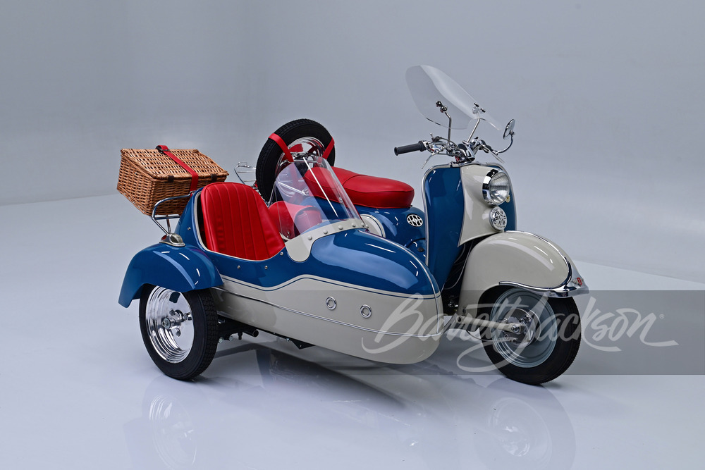 1960 ZUNDAPP BELLA R204 SCOOTER WITH SIDECAR