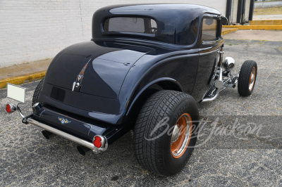 1932 FORD CUSTOM COUPE - 2