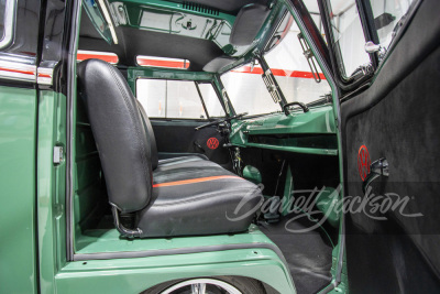 1974 VOLKSWAGEN 23-WINDOW CUSTOM MICROBUS RE-CREATION - 22