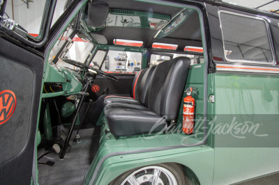 1974 VOLKSWAGEN 23-WINDOW CUSTOM MICROBUS RE-CREATION - 24