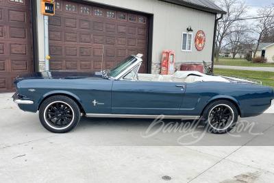 1965 FORD MUSTANG CUSTOM CONVERTIBLE - 5