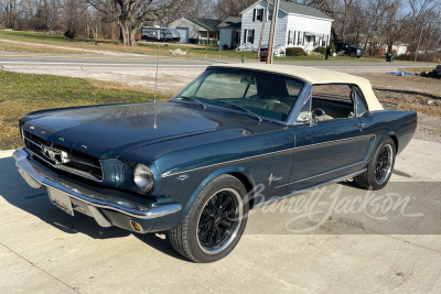 1965 FORD MUSTANG CUSTOM CONVERTIBLE - 12