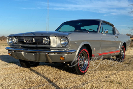 1966 FORD MUSTANG FASTBACK