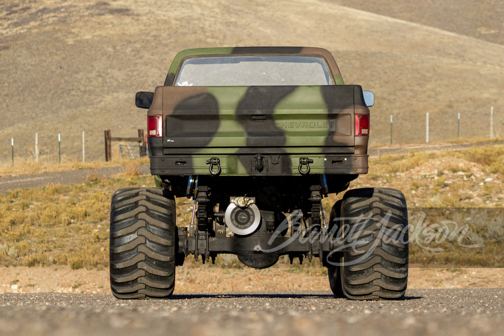 Lot 542.1 1984 CHEVROLET K30 CUSTOM MILITARY PICKUP
