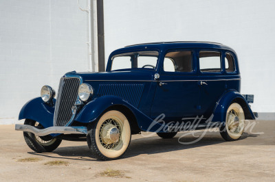 1934 FORD DELUXE SEDAN - 13