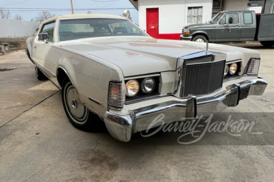 1973 LINCOLN CONTINENTAL MARK IV - 13