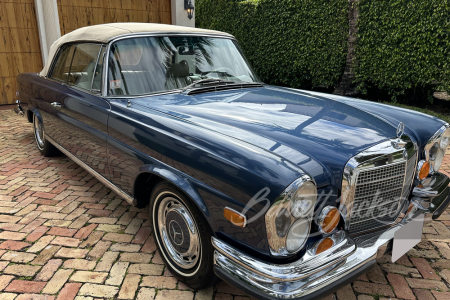 1970 MERCEDES-BENZ 280SE CABRIOLET