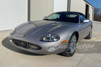 2001 JAGUAR XKR - 12