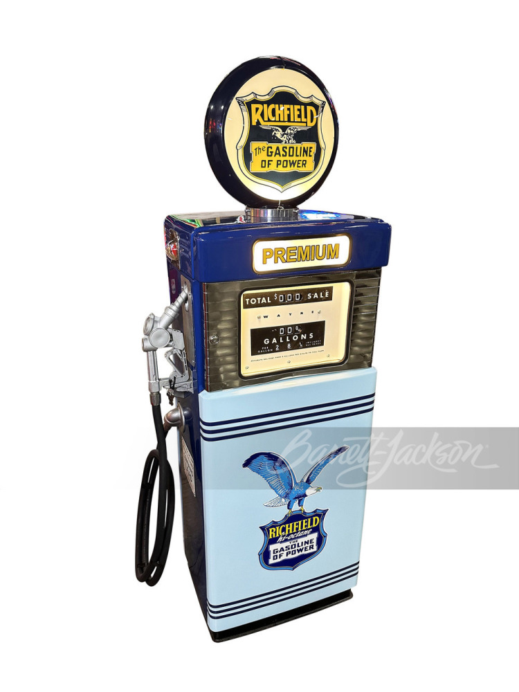 LATE 1950S RICHFIELD OIL WAYNE 505 GAS PUMP