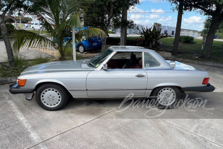 1987 MERCEDES-BENZ 560SL ROADSTER