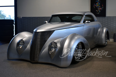 1937 FORD CUSTOM ROADSTER