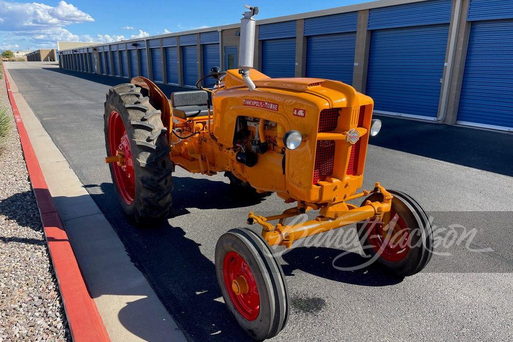 1957 MINNEAPOLIS-MOLINE TRACTOR