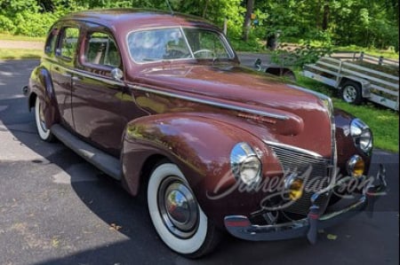 1940 MERCURY EIGHT SEDAN