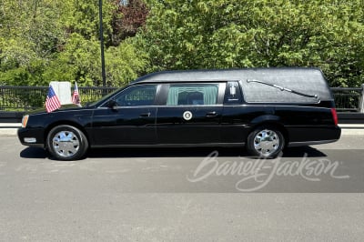 2003 CADILLAC SAYERS AND SCOVILL PRESIDENTIAL HEARSE RE-CREATION - 22