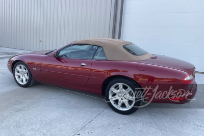 2000 JAGUAR XK8 CONVERTIBLE - 2