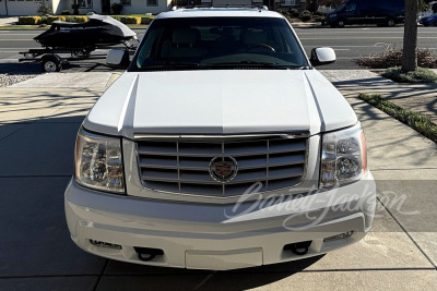 2002 CADILLAC ESCALADE - 15