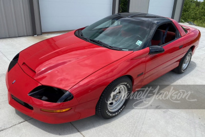 1994 CHEVROLET CAMARO CUSTOM COUPE - 13