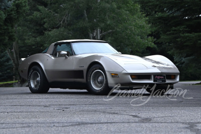 1982 CHEVROLET CORVETTE COLLECTOR'S EDITION - 17