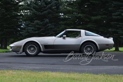 1982 CHEVROLET CORVETTE COLLECTOR'S EDITION - 18