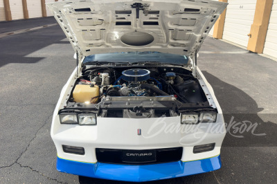 1990 CHEVROLET CAMARO IROC-Z CUSTOM COUPE - 7