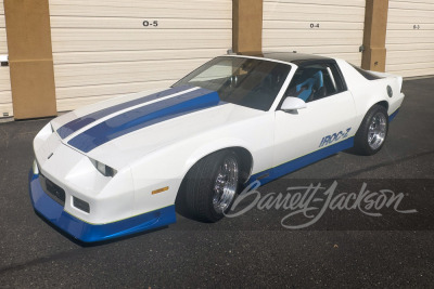 1990 CHEVROLET CAMARO IROC-Z CUSTOM COUPE - 11